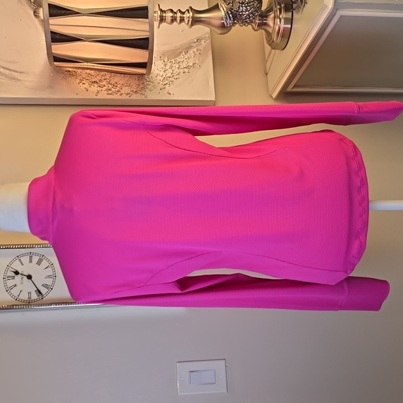 Tommy Bahama 💖NWT💖 Size Large Active Pink Top with Pink Zipper !💖💖 - Picture 9 of 15